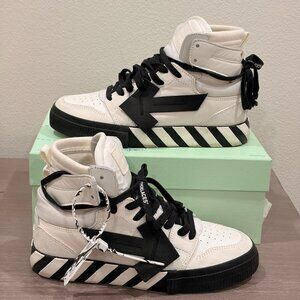 OFF-WHITE Vulcanized Hi-Top Sneakers
